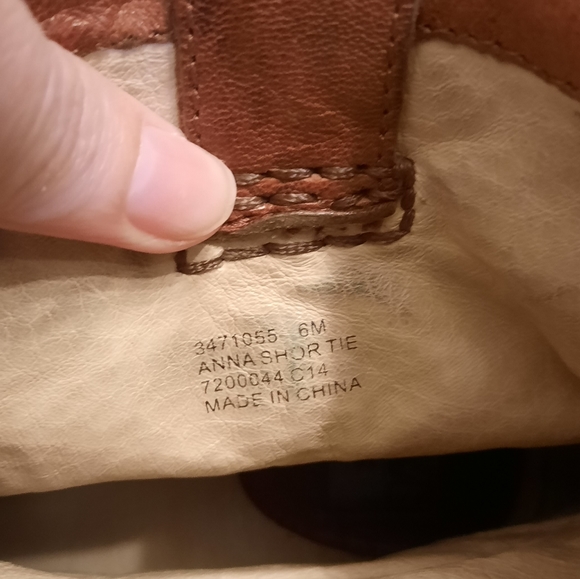 Frye Ann Shortie Boots 6 - Picture 9 of 9